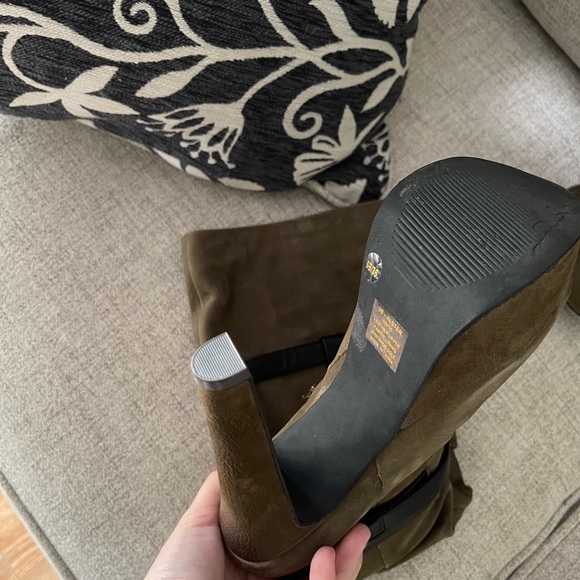 Jessica Simpson Alster platform boots - Picture 11 of 16